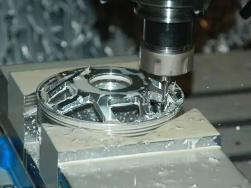 精密零件加工應該具備的特（tè）點